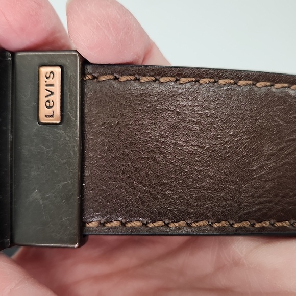 Levi's Reversible Belt - Picture 3 of 4